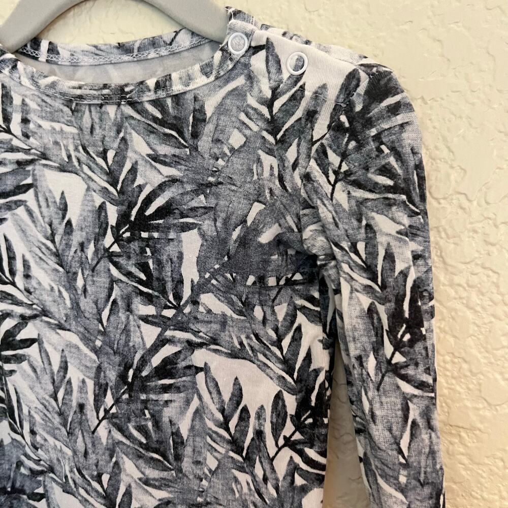 Posh Peanut Bamboo Leaf Print Long Sleeve Romper Gray Black 3-6M Baby Unisex - Picture 4 of 12